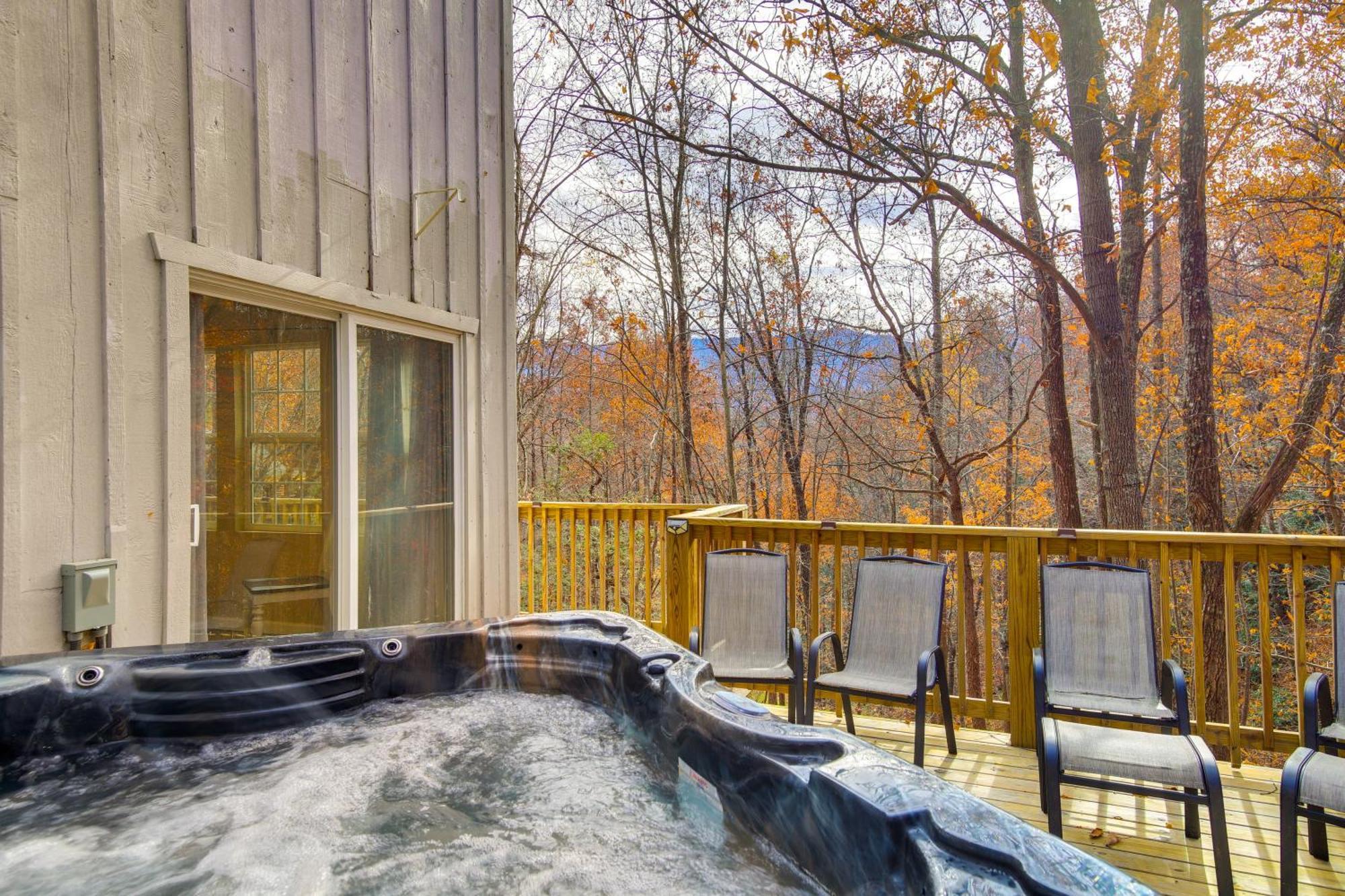 Updated Cobbly Nob Resort Home With Hot Tub! Gatlinburg Extérieur photo